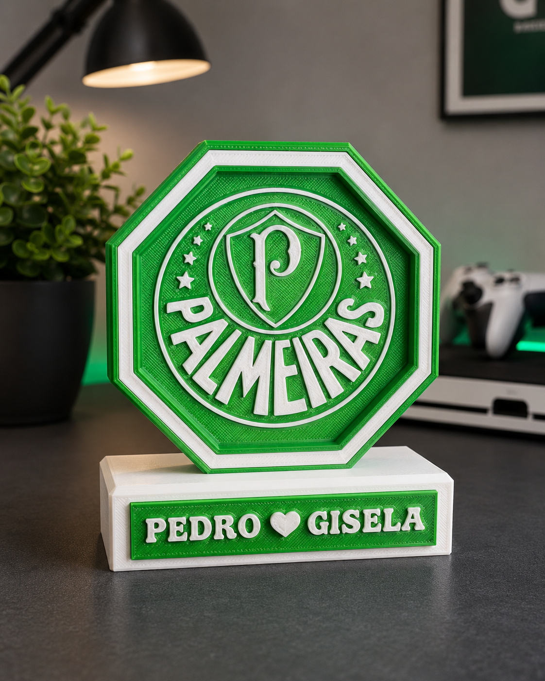 Custom 3D printed Palmeiras plaque with a personalized couple name base